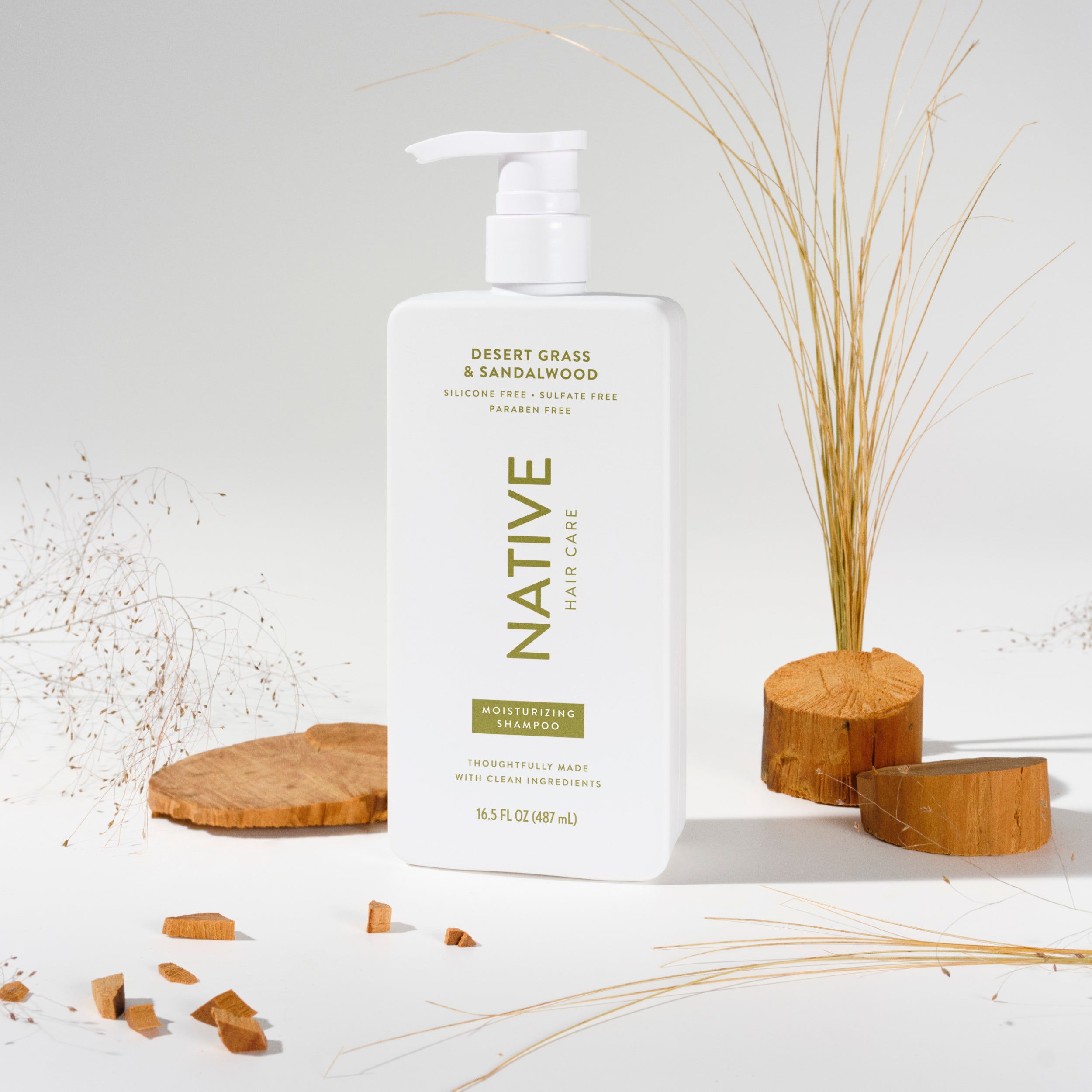 Desert Grass and Sandalwood Moisturizing Shampoo Classic 16.5oz Care Collection